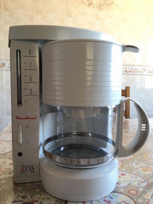 Cafeteira Moulinex com Filtro