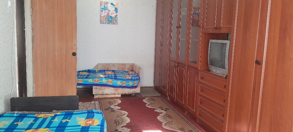 Здам однокімнатну на Мілютенка 11а