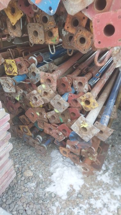 Stemple Metalowe Budowlane Podpory Transport