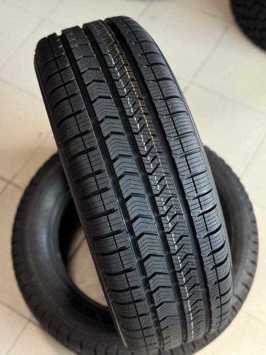 Шини всесезонні 215/55 R17 94H резина всесезонна Q5 DOMIN Poland