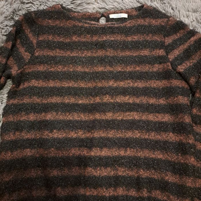 Sweterek marki Malecka w rozmiarze S