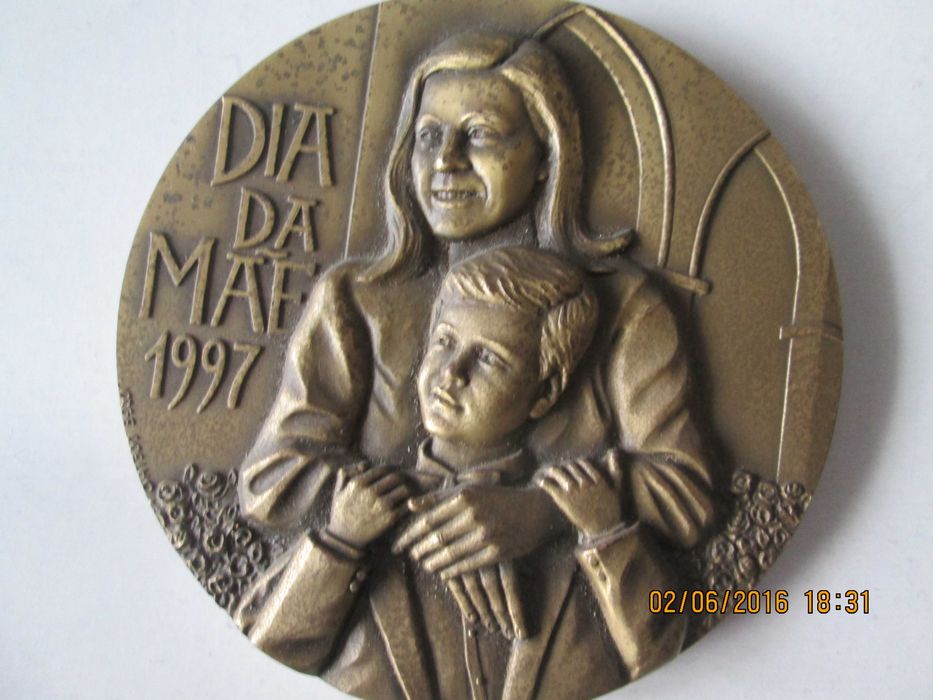 Medalha dia da mãe 1997 bronze