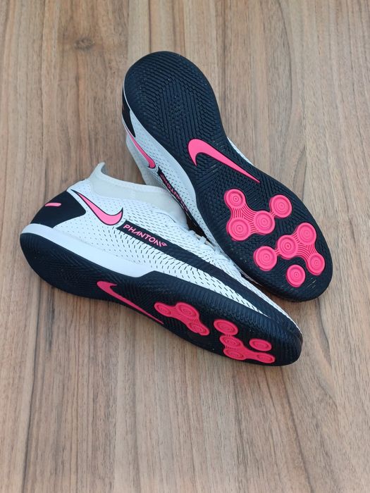 Nike Phantom футбольні футзалки кросівки для залу бампи копи 39-40р