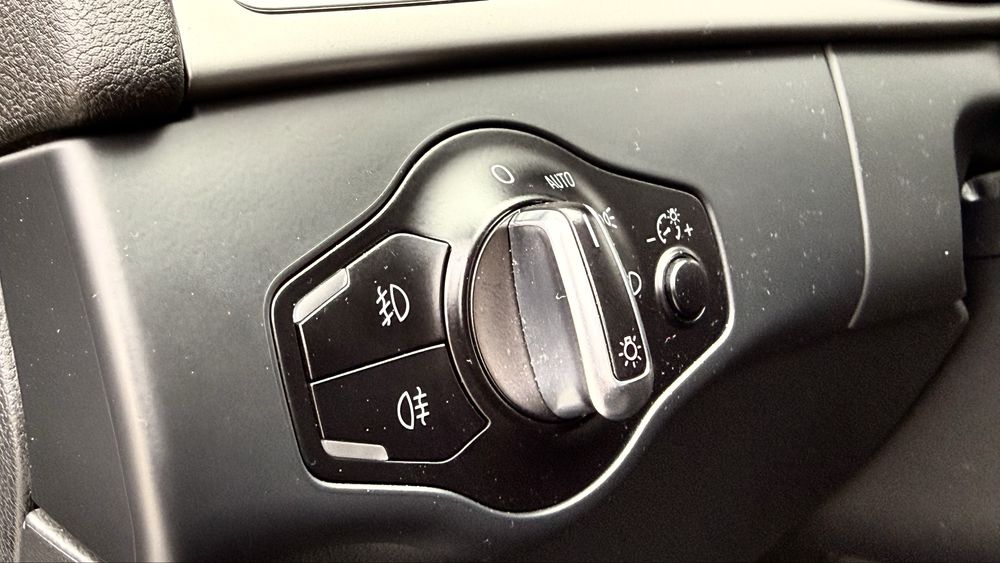 Продам Audi A4 официал