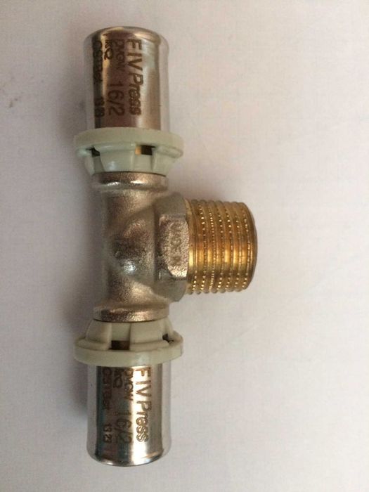 Пресс колено (угол 90°) 16х16*2.0 FIV (ФИВ) Италия