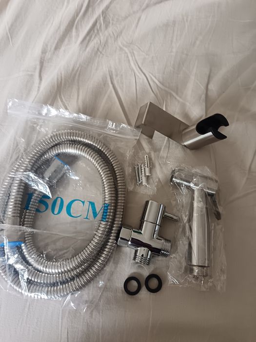 Torneira higienica casa de banho