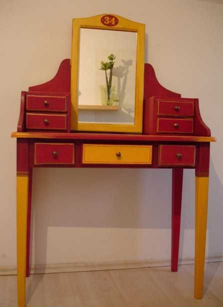 Unikatowa Toaletka z litego drewna