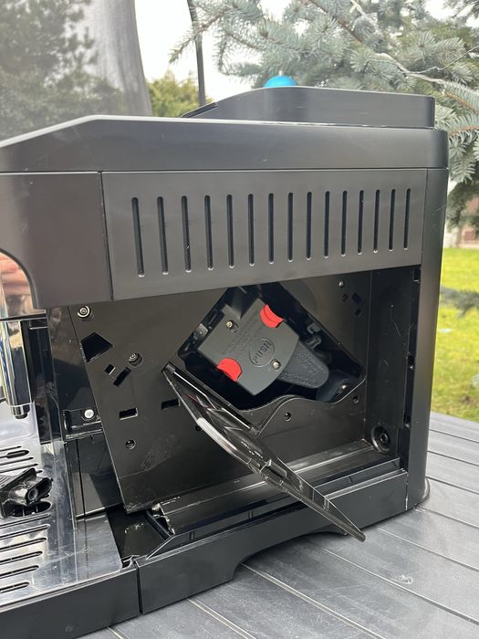 Кавомашина Delonghi Magnifica Evo гарантія