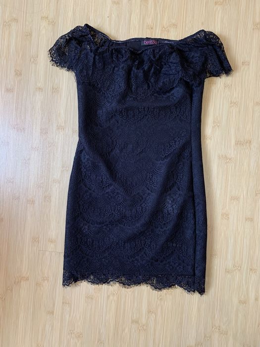 Сукня чорного кольору