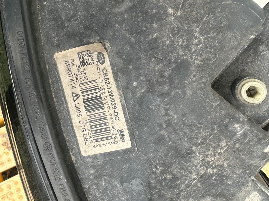 Передні фари Європа на Range Rover Vogue L405 біксенон CK5213W029DC