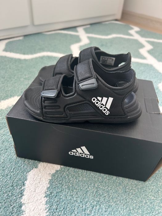 Sandały chłopięce Adidas r. 25