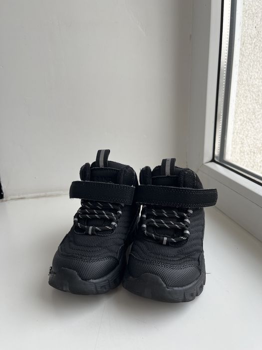 Взуття демі мікроплюш для хлопчика кросівки на весну/осінь розмір 25