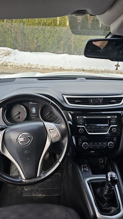 Nissan QASHQAI 1.2   116KM benzyna  BEZWYPADKOWY