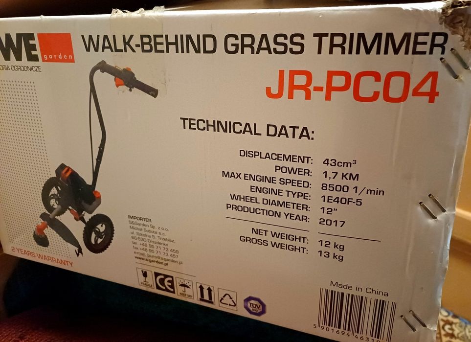 Kosiarka kosa karczownica spalinowa na kolach
