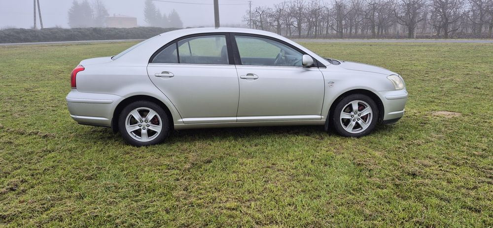 Toyota Avensis godna uwagi