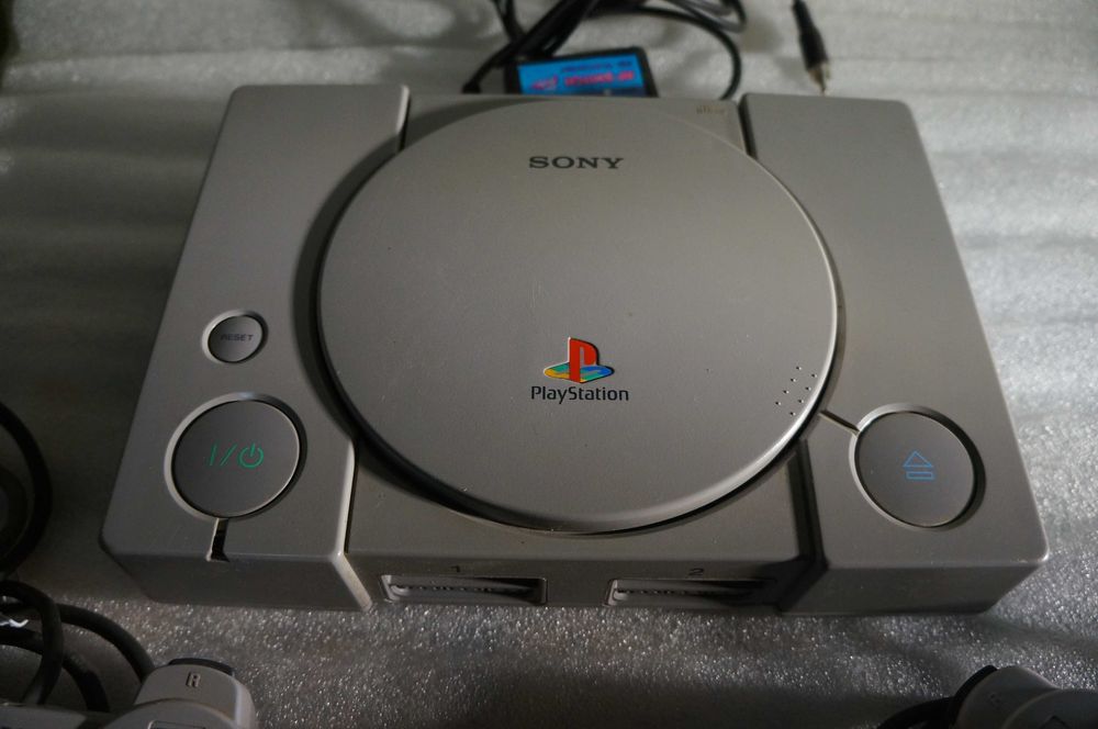 Play Station SCPH5502