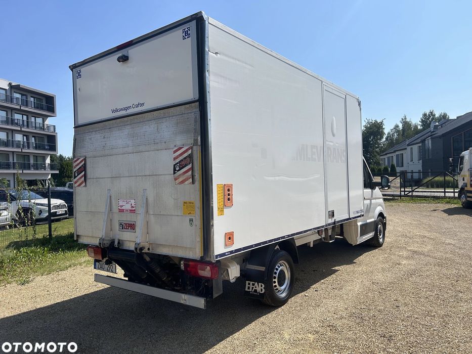 Kontener chłodnia/ agregat MITSUBISHI/ winda ZEPRO 750kg UDT/ 430x220