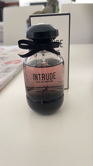 Perfume Maison Alhambra – Intrude EDP | Givenchy L’Interdit, considerado 90% idêntico