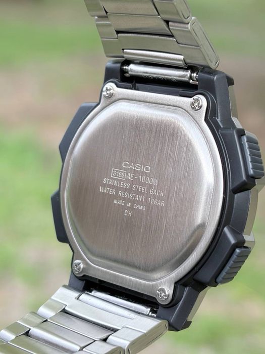 Чоловічий годинник CASIO AE-1000WD-1A.