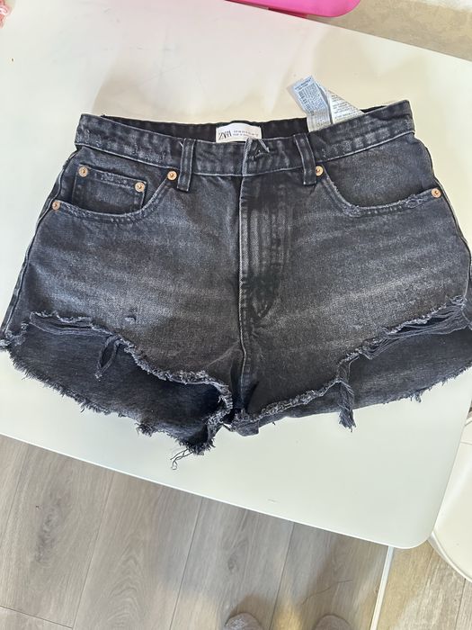 Шорти Zara розір 38