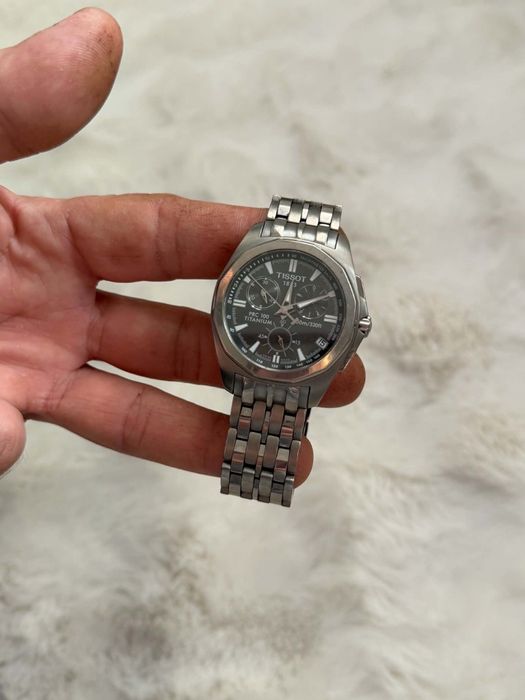 Tissot PRC 100 Chrono Titanium (nr katalogowy: T008.417.44.061.00).