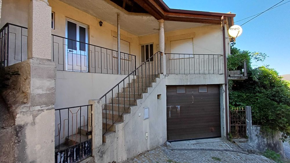 Casa com 5 quartos em Candal de S Pedro do Sul