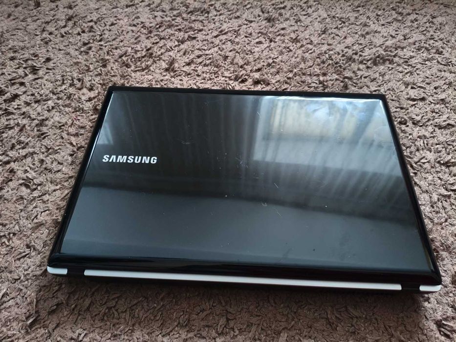 Продам ноутбук Samsung RV410