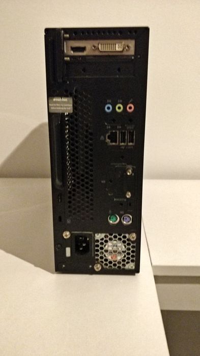 Computador fixo (Bom Estado)