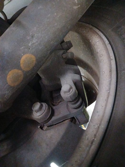 Pinça travão / maxila de travão trás direita CHEVROLET Captiva (C100,