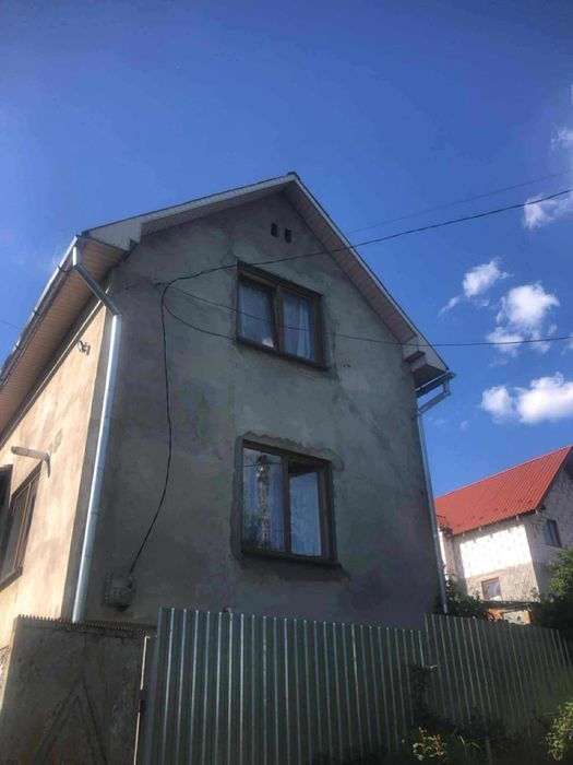 Продаж будинку Росвигово.