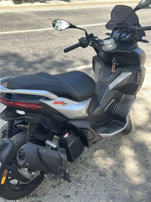 Mota Aprilia 2024 SR/GT