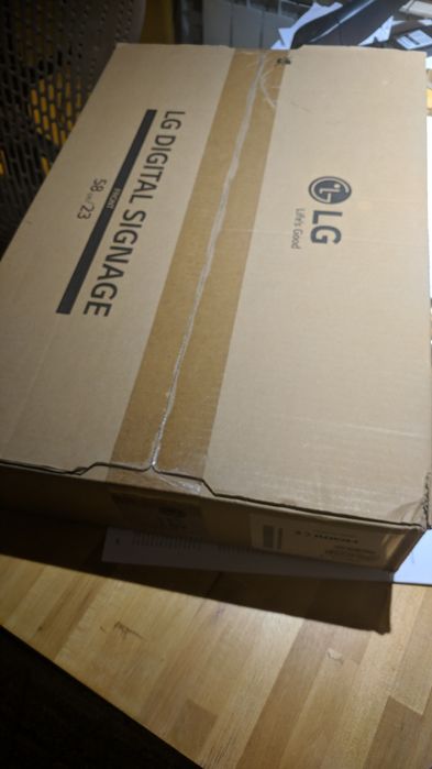 Nowy monitor dotykowy LG 23 cale, LG 23SE3TE-B