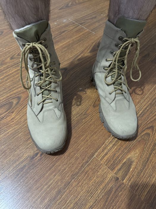 Берці військові