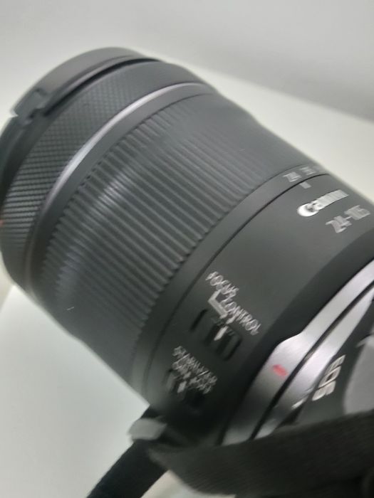 Canon EOS R5 Mark II (Corpo) - 45MP
Nova a estrear, nunca usada

Inclui:
- Caixa
- Carregador
- Correia
- Cabo USB-C
- Protector de cabos
- Bateria