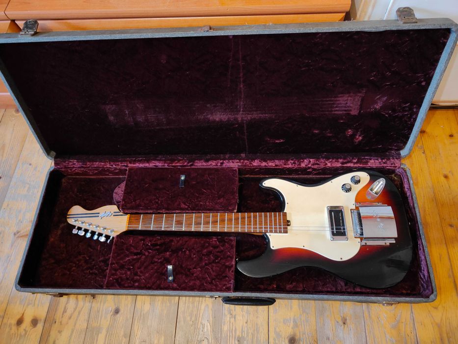 Stara gitara elektryczna HOPF Vintage z futerałem
