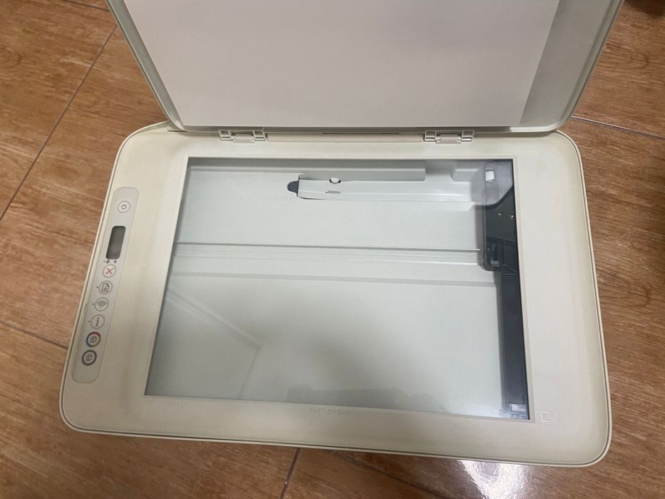 Impressora HP Deskjet 2710
Impressora HP Deskjet 2
Impressora HP Deskjet 2710