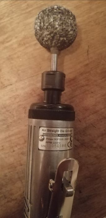 Зачистная, шлифовальная пневматическая машинка Toptul