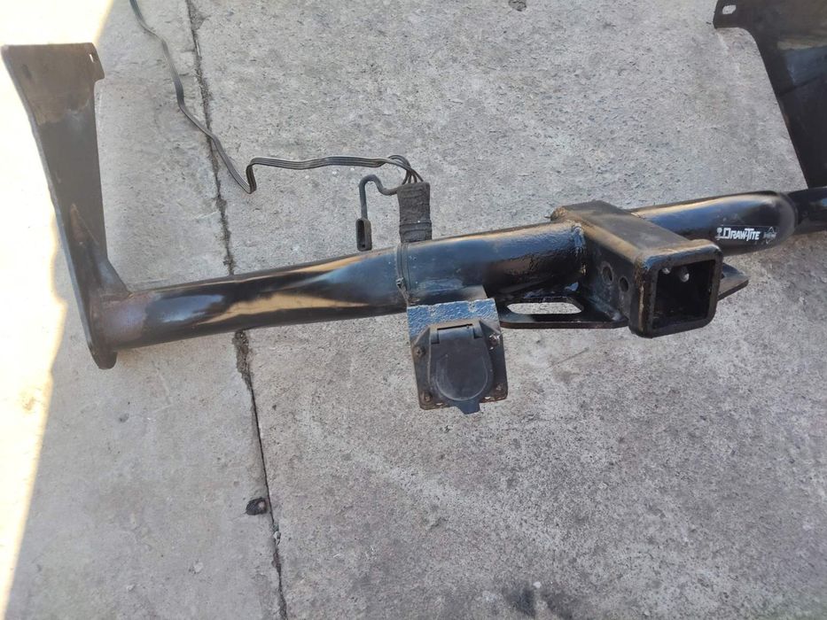 2018 год Ford escape продается фаркоп