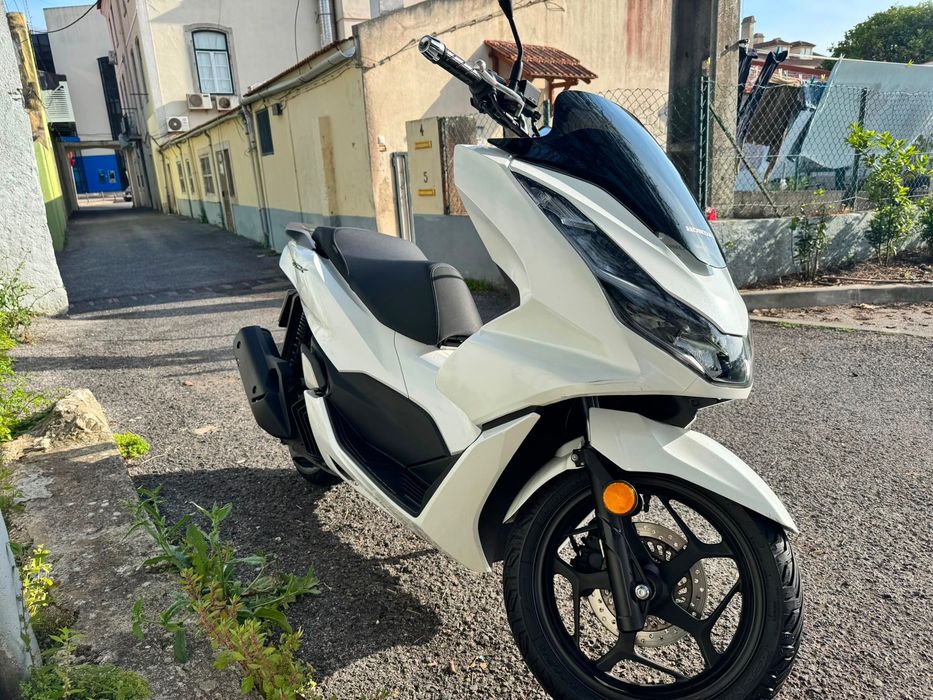 Mota pcx 125 cc ano 2024 na cor branca