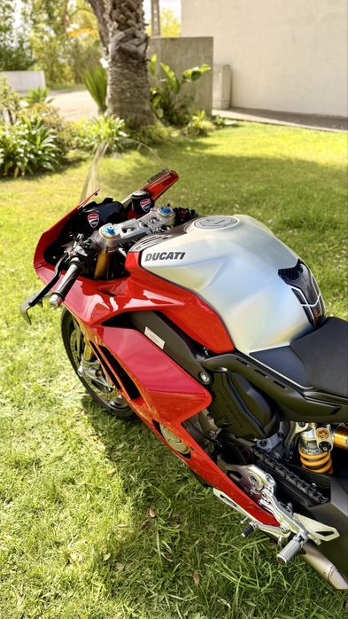 Ducati panigale v4 r