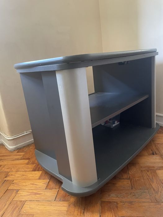 Vendo/Troco rack para tv ou aquario.
