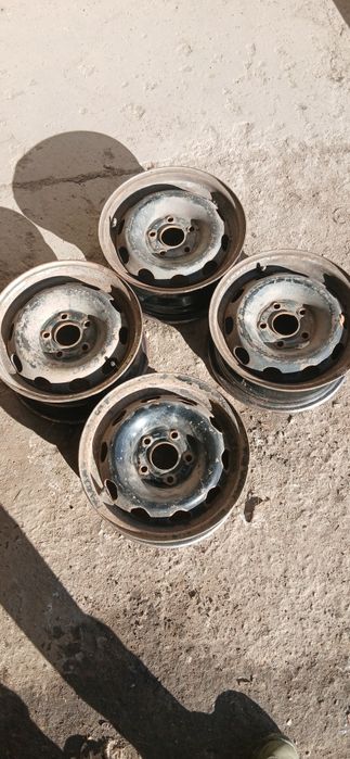 Продам диски в хорошем состоянии