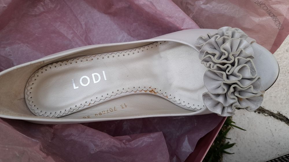 SAPATOS marca espanhola  "Lodi" noiva / cerimonia ,branco perola 35 tu
