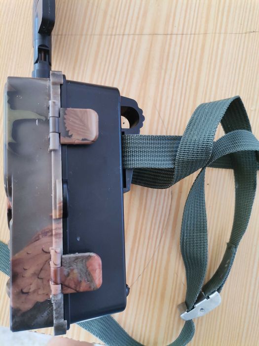 Camera de caça nocturna, diurna 4G, a pilhas ou bataria solar.