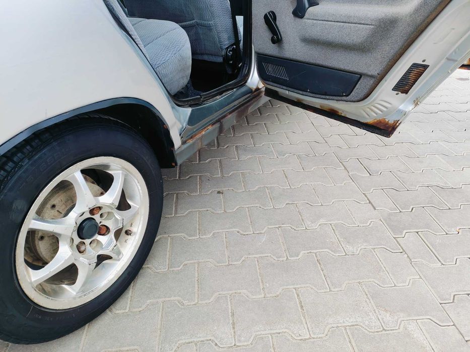 ВАЗ 21103 1.5і 16valve