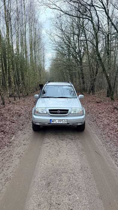 Suzuki Vitara 2.5 V6 4x4 - 2000r