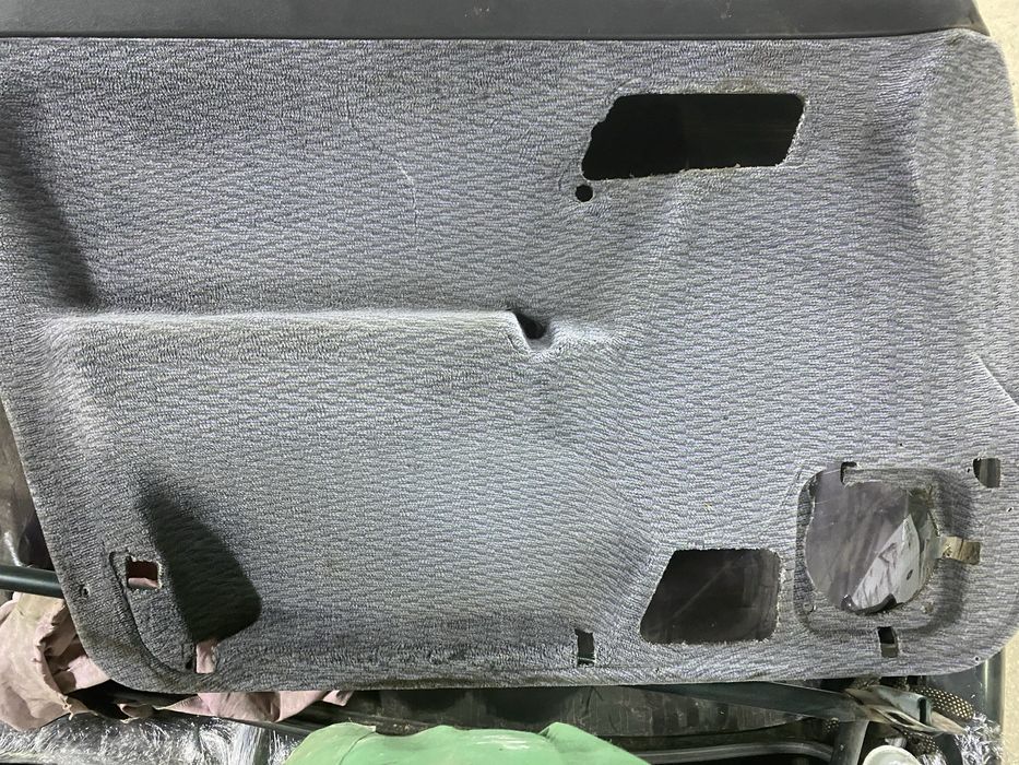 Дверные карты ваз 2110