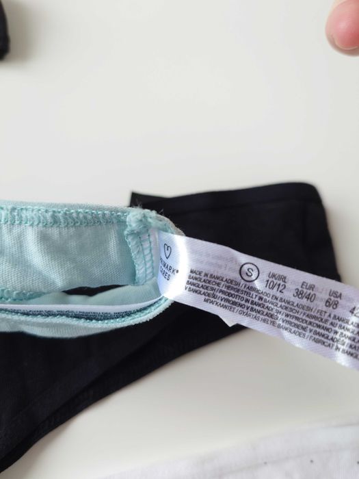 Zestaw 4 par stringów Primark S