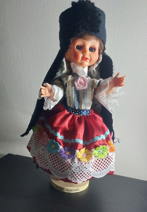 Boneca da Nazaré 7 saias, 32 cms