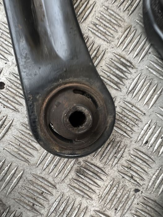 Рычаг Митсубиси кольт 08 mitsubishi colt